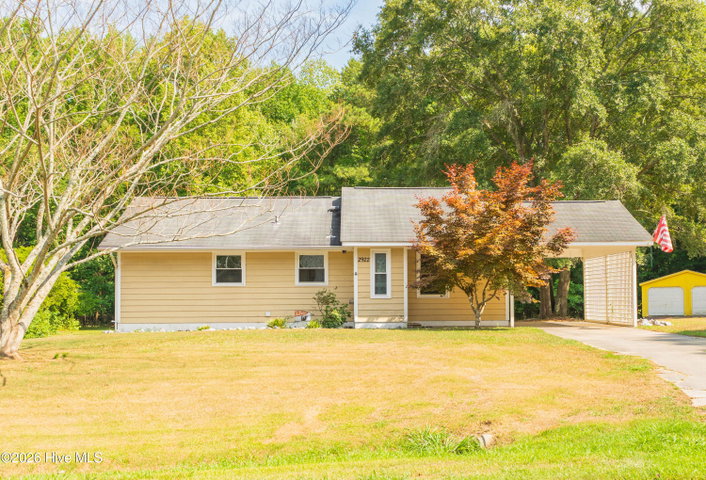 2922 Birdsong Circle, Grimesland, NC 27837 — photo 1