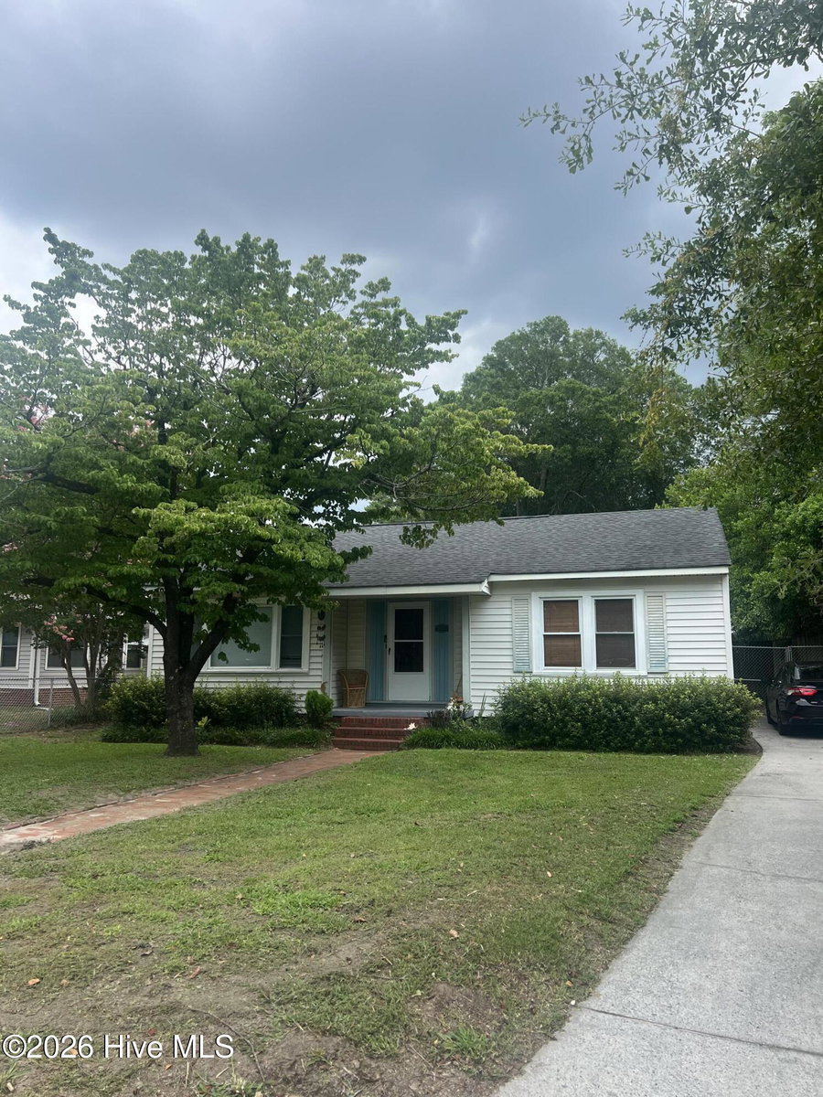 307 Hickory Street, Greenville, NC 27858 — photo 2