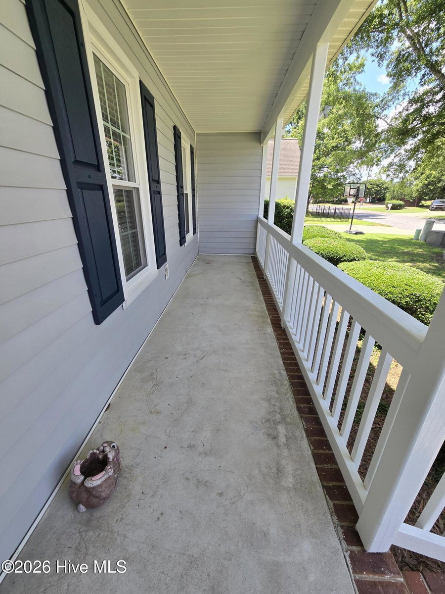 102 White Oak Drive, Greenville, NC 27858 — photo 4