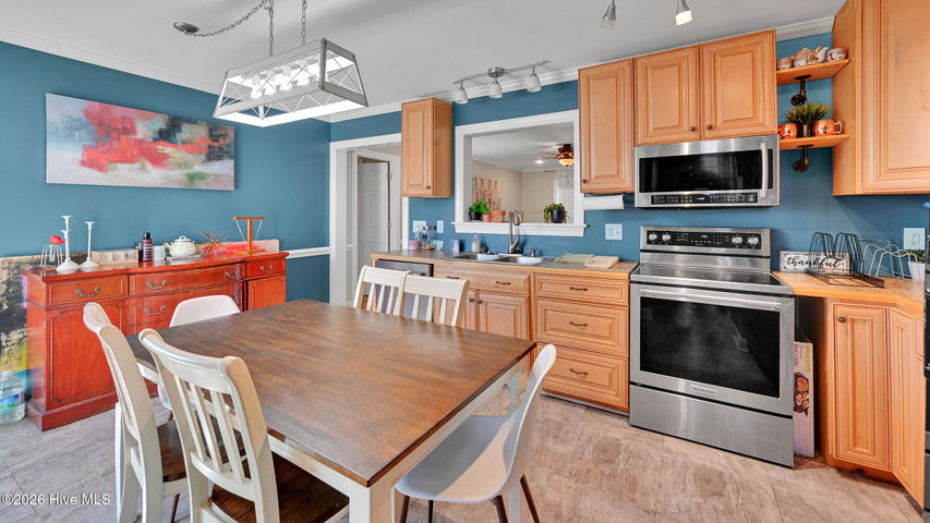 3921 Granada Drive B, Winterville, NC 28590 — photo 32