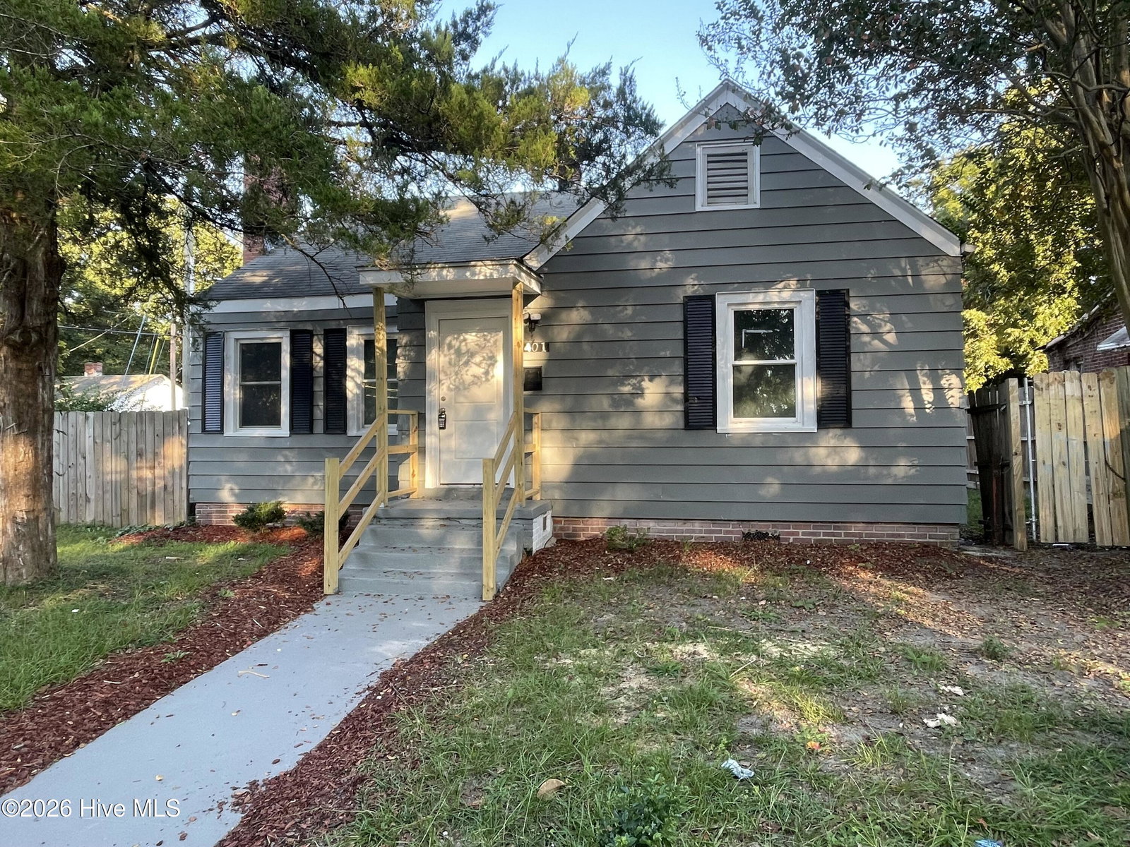 401 Nash Street, Greenville, NC 27834 — photo 2