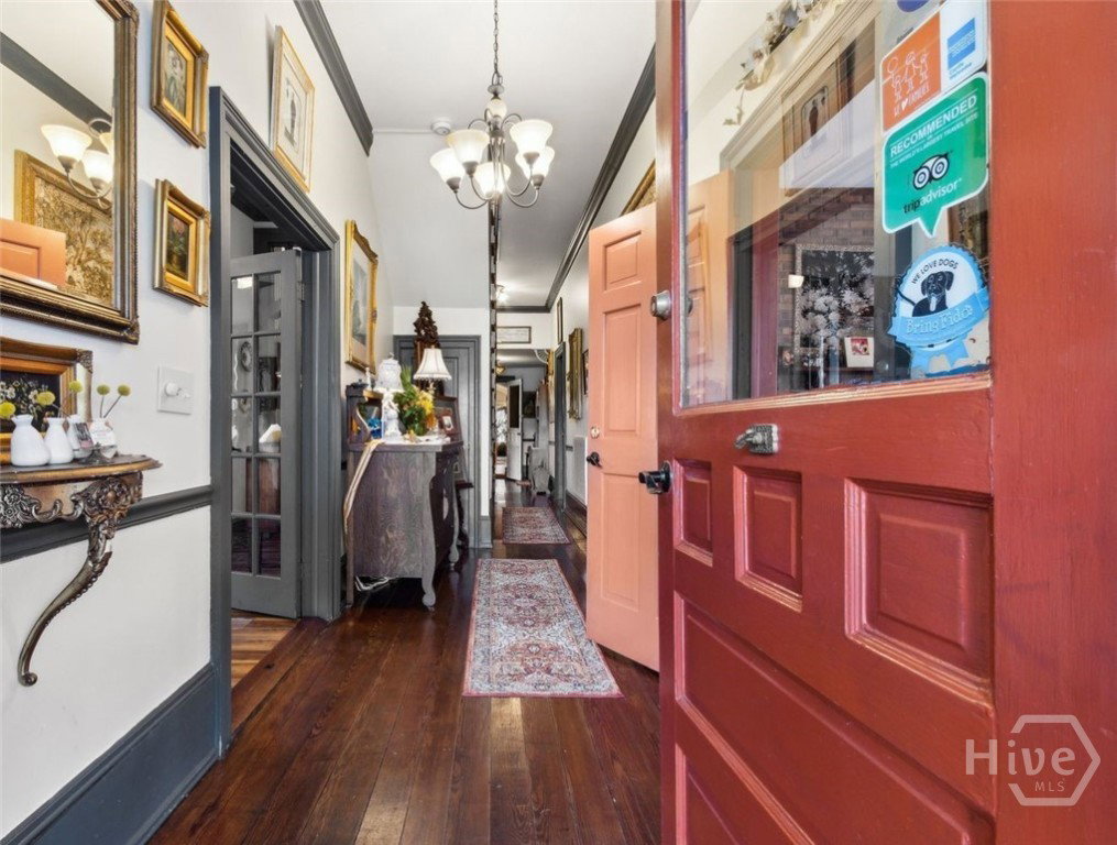 209 Osborne Street — photo 5