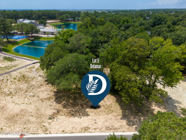126 E Wayfinder Lane image