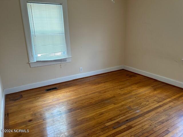 704 E 3rd Street A, Greenville, NC 27858 — photo 2