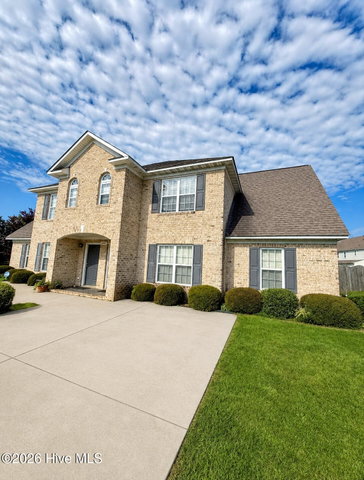 2204 Dovedale Drive B, Greenville, NC 27834