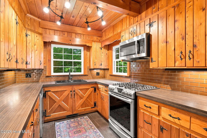 2454 Peartree Road, Elizabeth City, NC 27909 — photo 13