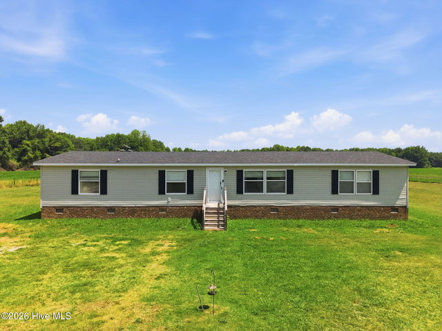 260 Low Ground Road, Enfield, NC 27823