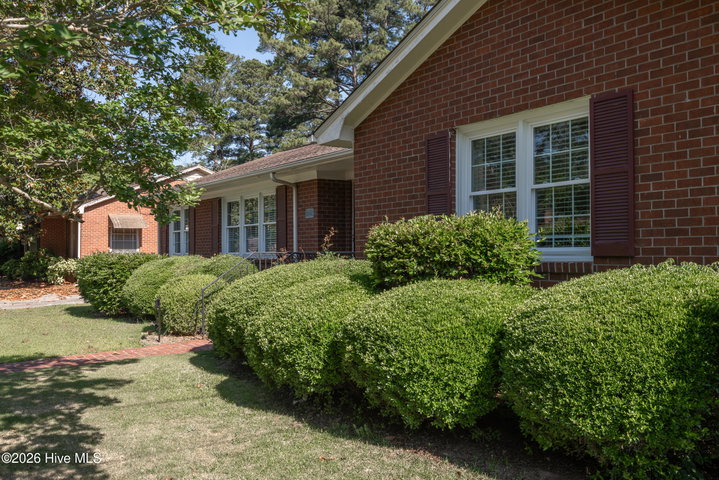 1705 Englewood Drive, Greenville, NC 27858 — photo 47