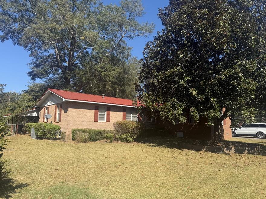 500 Circle Drive, Sandersville, GA 31082 — main photo