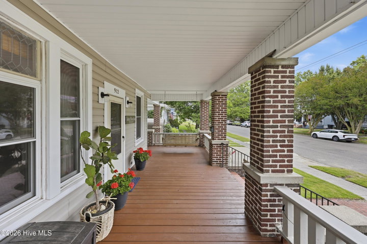 912 W Church Street, Elizabeth City, NC 27909 — photo 8