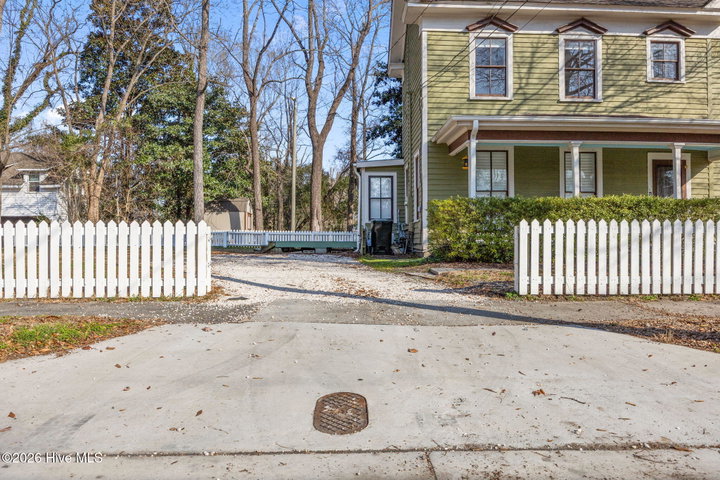 510 W 4th Street, Greenville, NC 27834 — photo 5