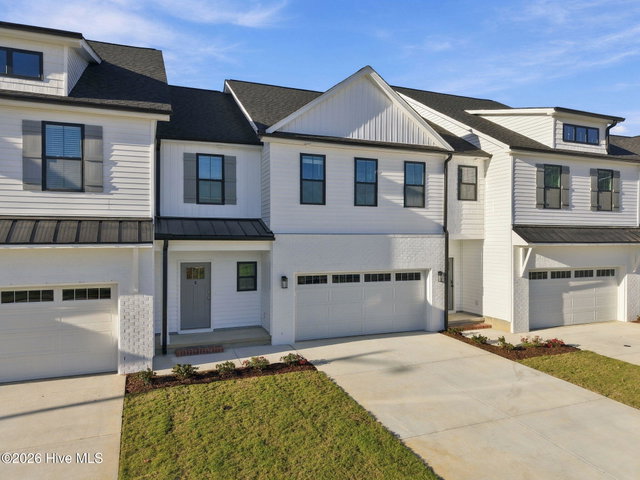 300 Provence Way C, Greenville, NC 27858