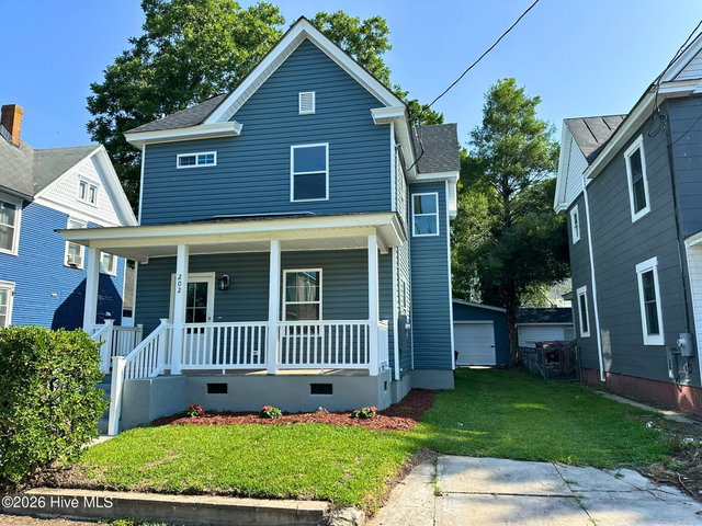 202 W Burgess Street, Elizabeth City, NC 27909 — photo 2