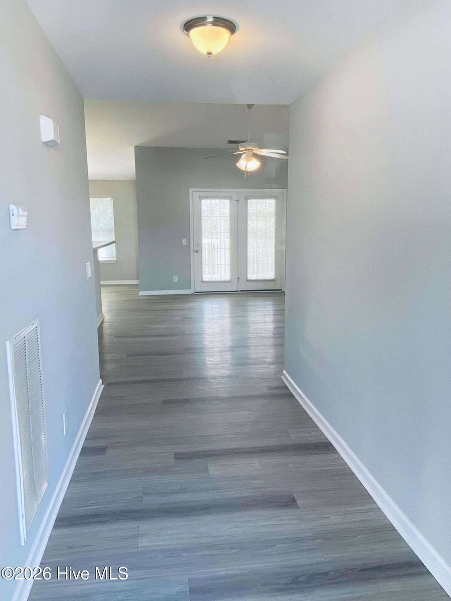 2412 King Richard Court F, Greenville, NC 27858 — photo 2