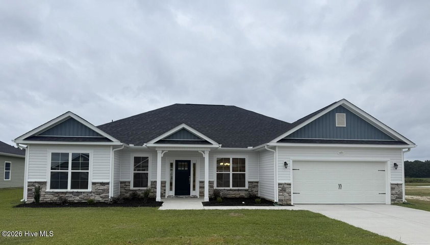 120 Seashore Street, Grimesland, NC 27837