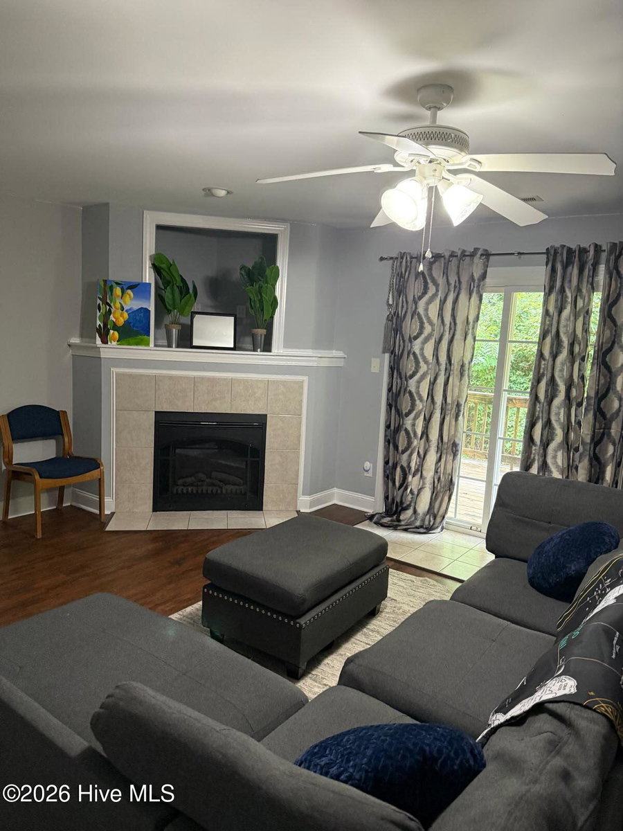 4116 Brook Creek Lane B, Greenville, NC 27858 — photo 4