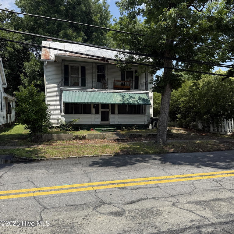 215 E Church Street, Edenton, NC 27932