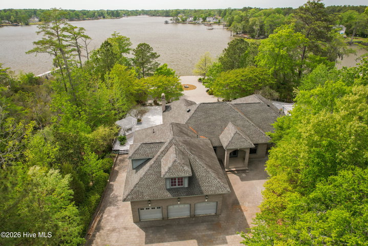 211 Beech Point Boulevard, Hertford, NC 27944