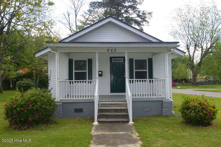 462 Snow Hill Street, Ayden, NC 28513