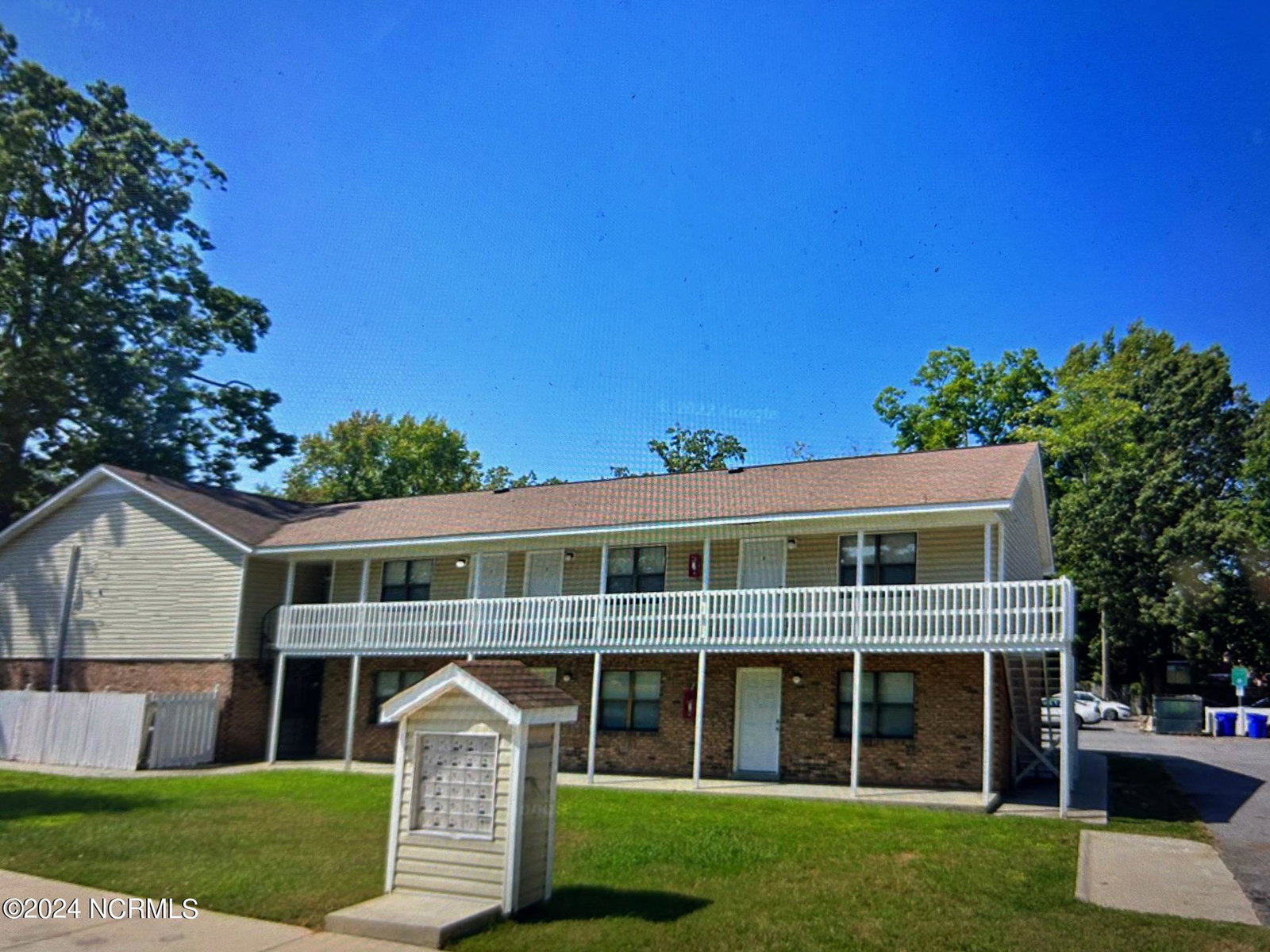 709 Johnston Street Y, Greenville, NC 27858 — photo 2