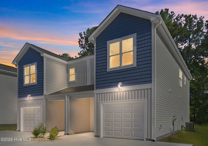 211 Holly Sands Loop image