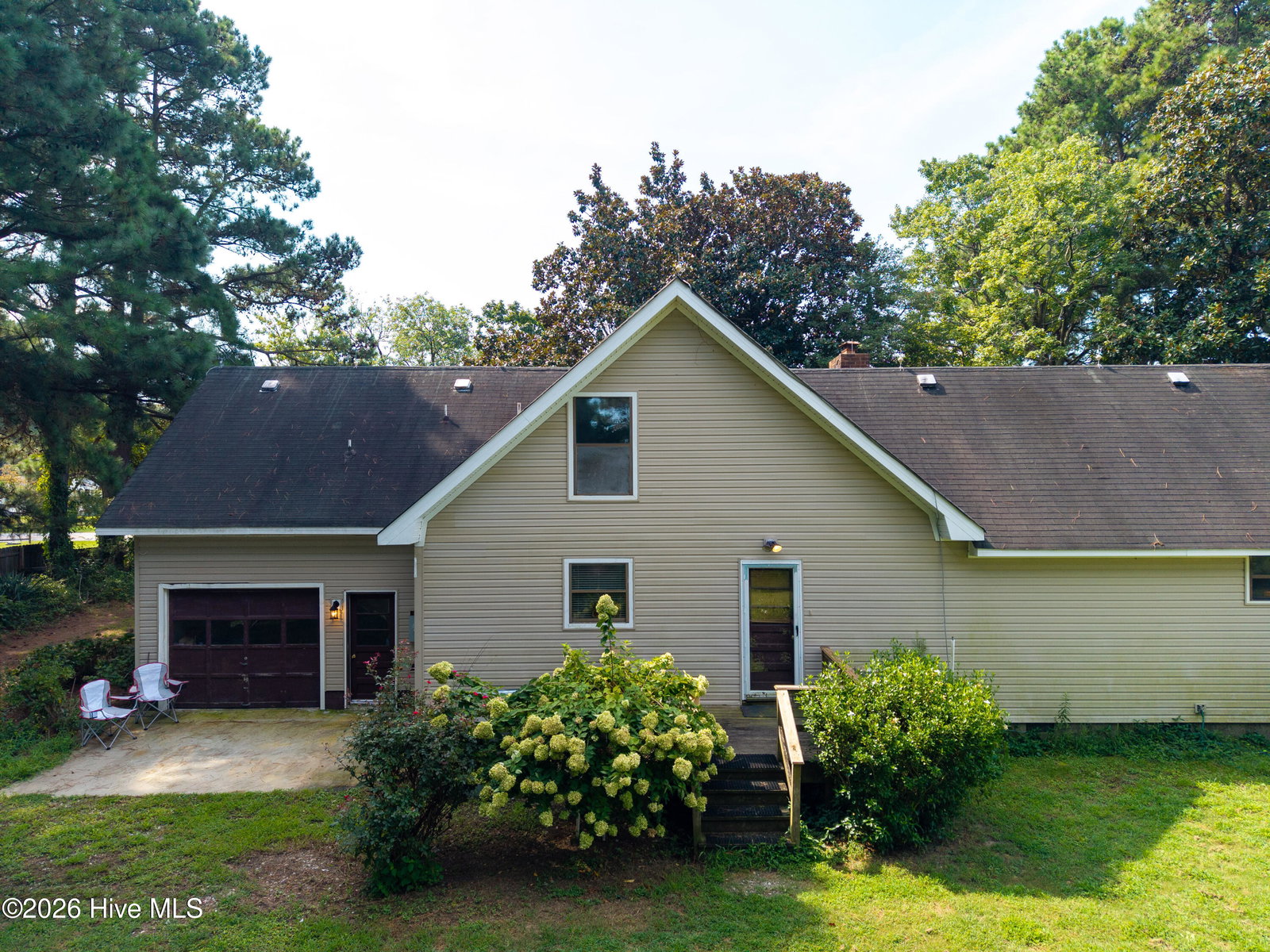 205 S End Road, Knotts Island, NC 27950 — photo 2