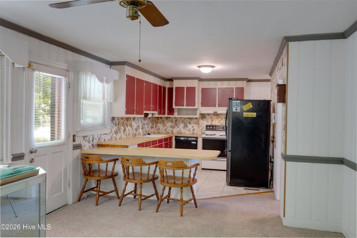100 E Berkshire Road, Greenville, NC 27858 — photo 15