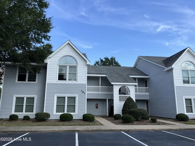 101 W Victoria Court W B, Greenville, NC 27834