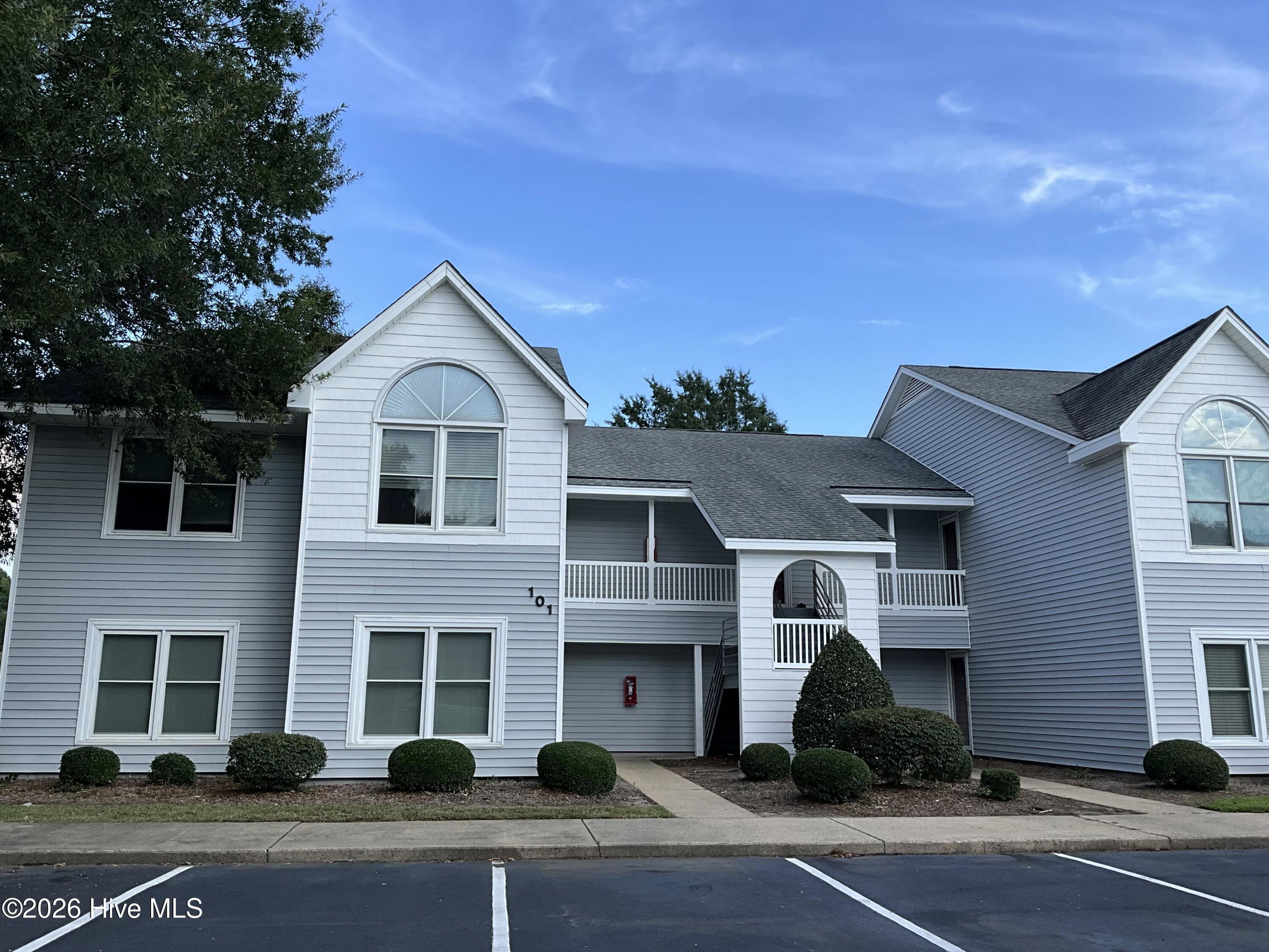 101 W Victoria Court W B, Greenville, NC 27834 — main photo