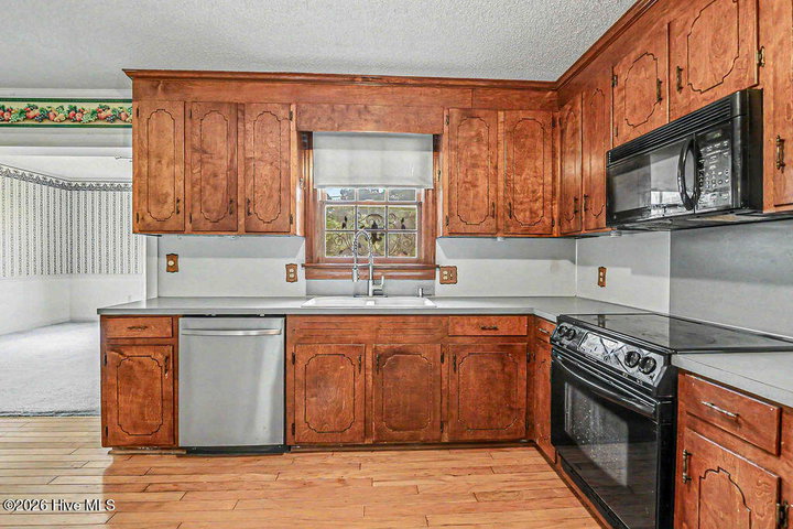 1020 Holly Creek Boulevard, Williamston, NC 27892 — photo 12