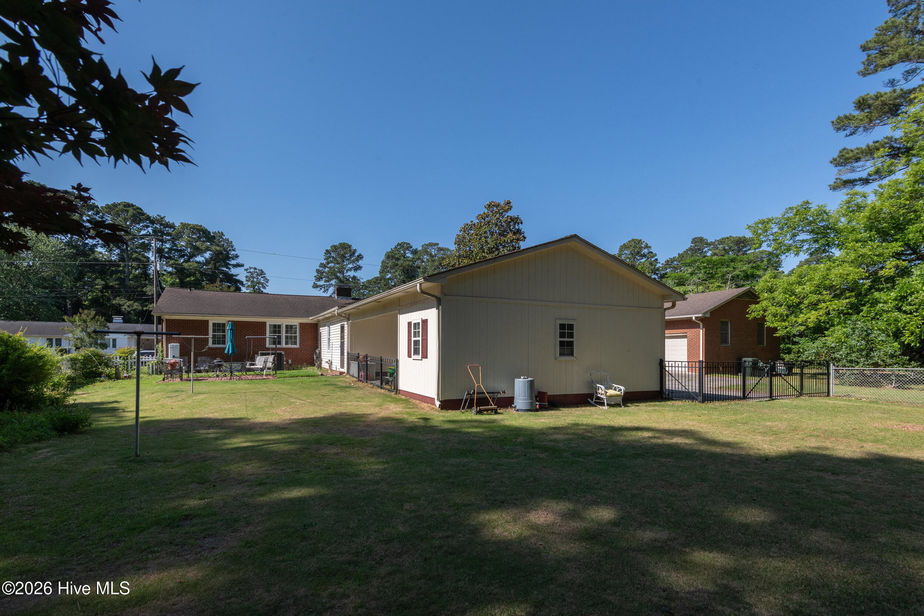 1705 Englewood Drive, Greenville, NC 27858 — photo 4