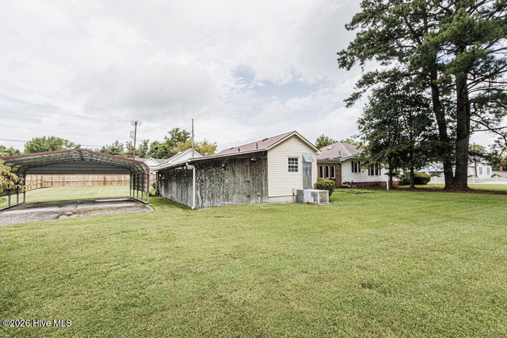600 S Haughton Street, Williamston, NC 27892 — photo 47