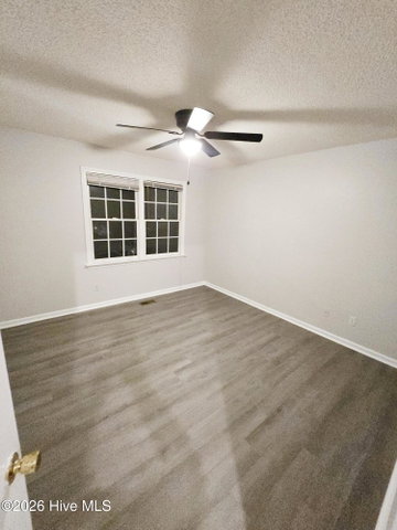 3813 Sterling Pointe Drive V9, Winterville, NC 28590 — photo 16