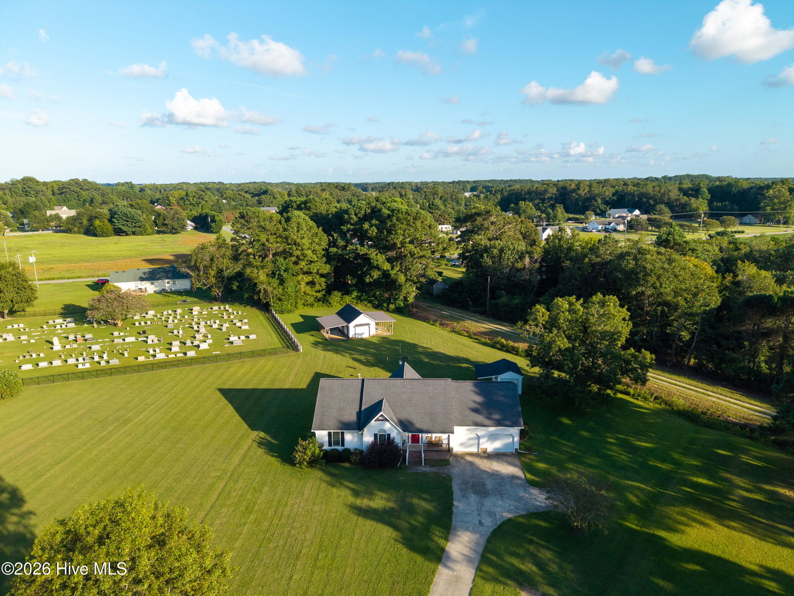 107 Poplarwood Drive, Maple, NC 27956 — photo 2