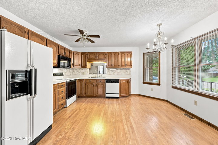 1113 Riverside Avenue, Elizabeth City, NC 27909 — photo 12