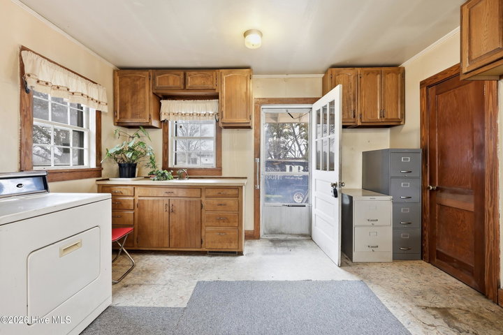 2407 Peartree Road, Elizabeth City, NC 27909 — photo 2