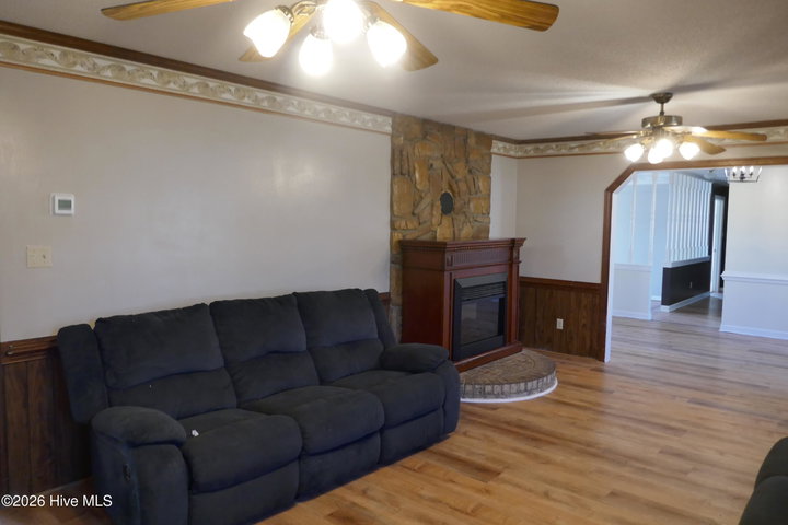 1803 Vine Street, Elizabeth City, NC 27909 — photo 4