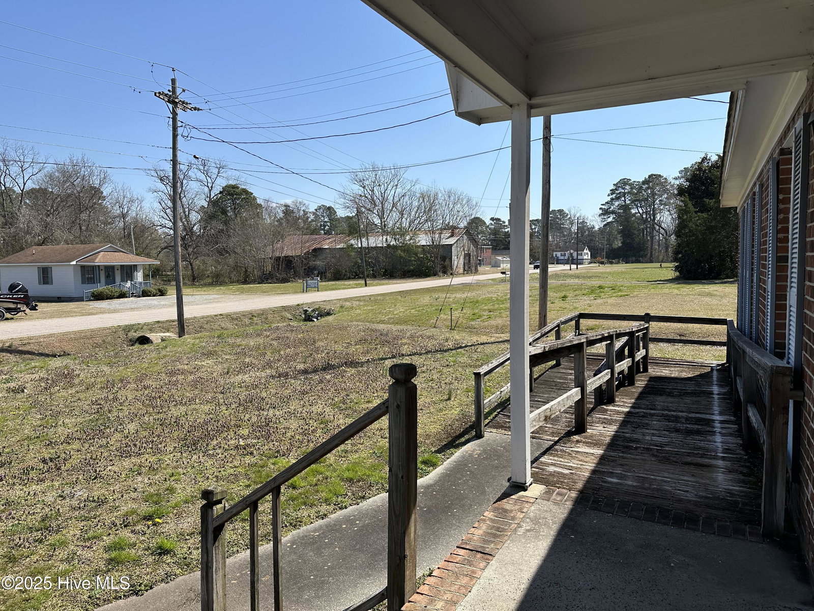 101 Sutton Drive, Windsor, NC 27983 — photo 2