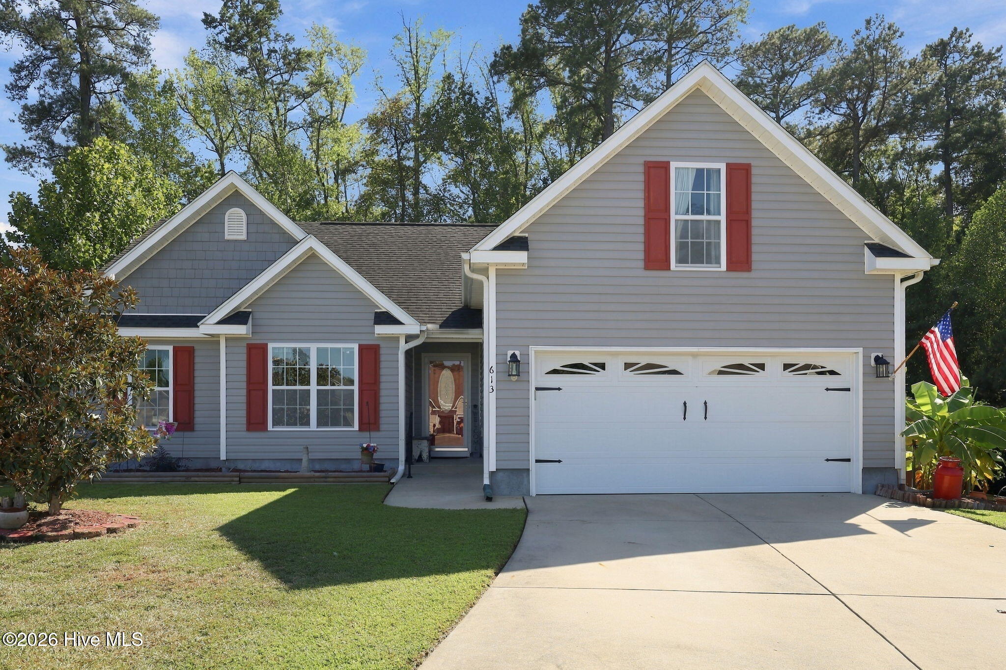 613 Rockland Drive, Greenville, NC 27858 — main photo