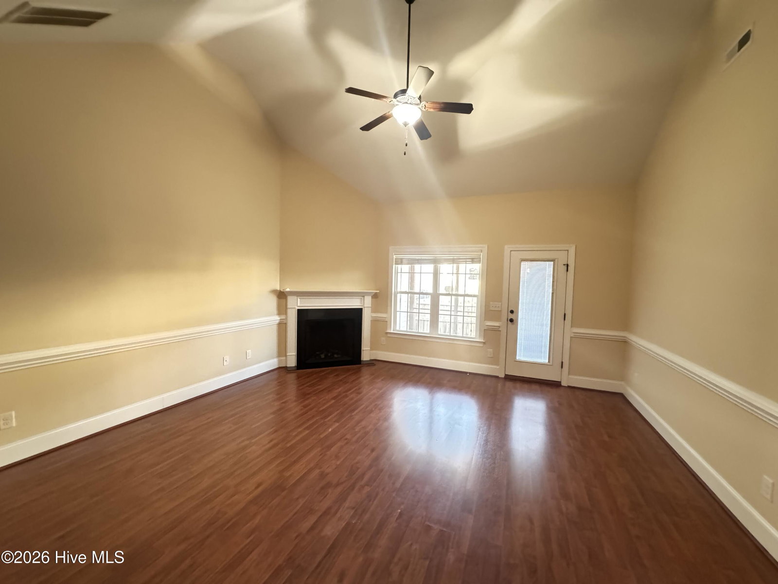2313 Dovedale Drive B, Greenville, NC 27834 — photo 4