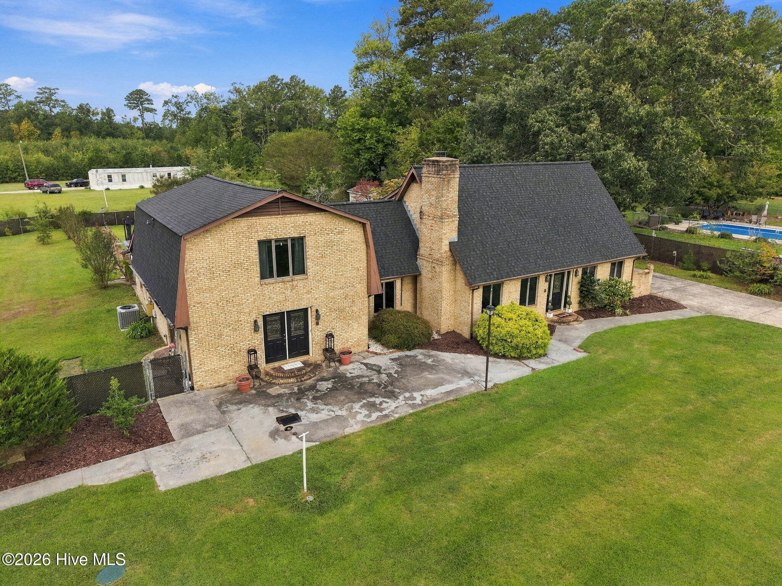 2904 Mills Road, Greenville, NC 27858 — photo 2