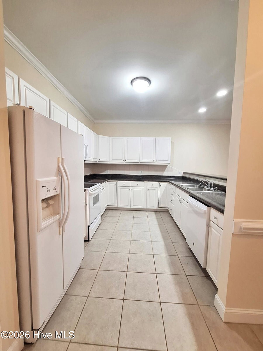 3016 Edward Court B, Winterville, NC 28590 — photo 5