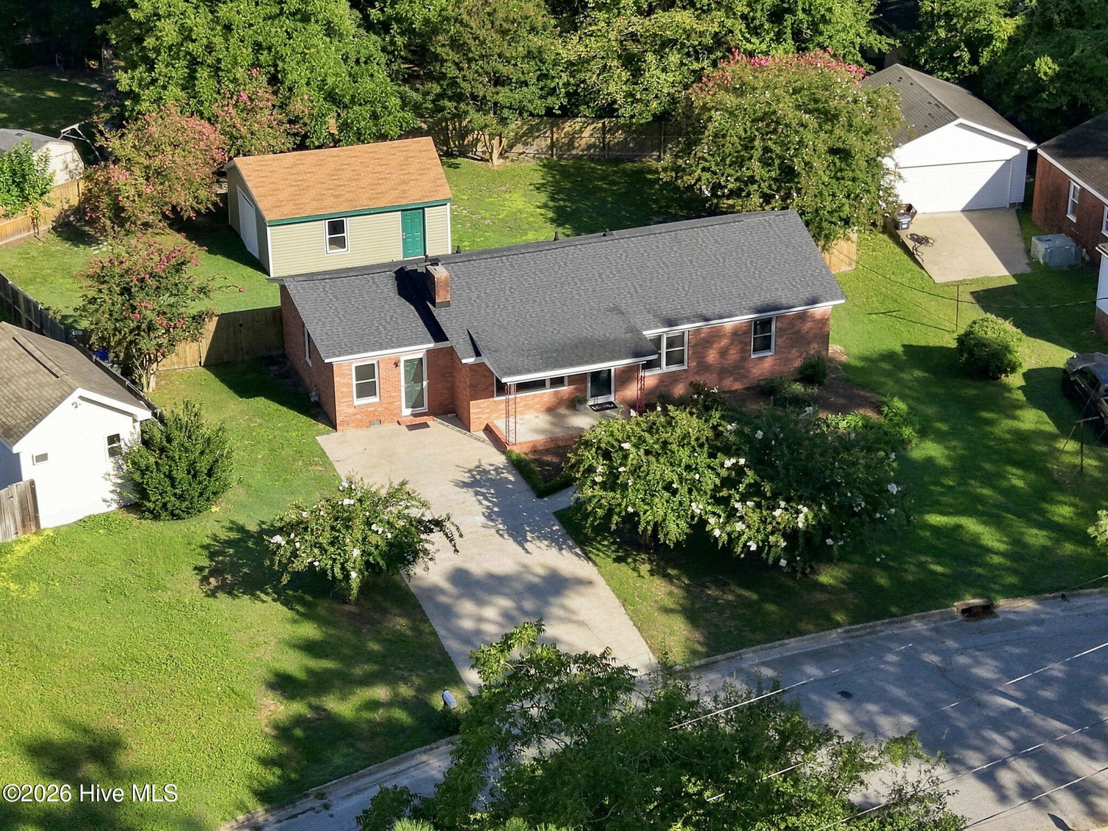 1502 E Wright Road, Greenville, NC 27858 — photo 2