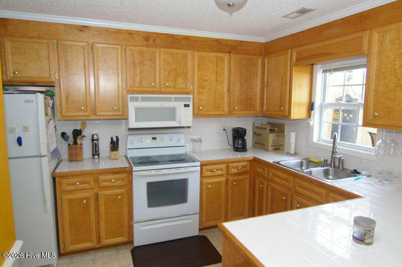 2325 Vineyard Drive C8, Winterville, NC 28590 — photo 4