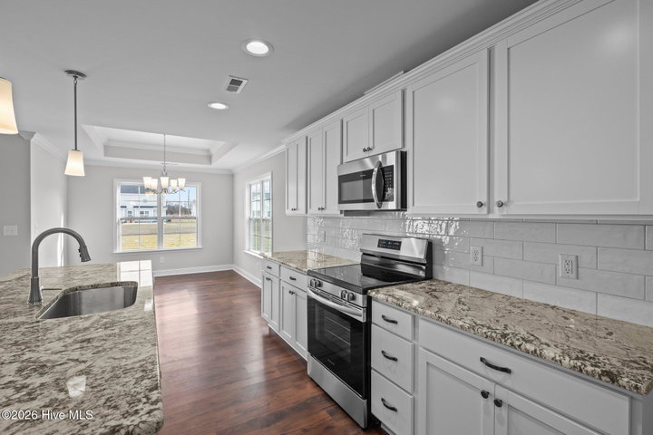 2325 Rhinestone Drive, Winterville, NC 28590 — photo 9