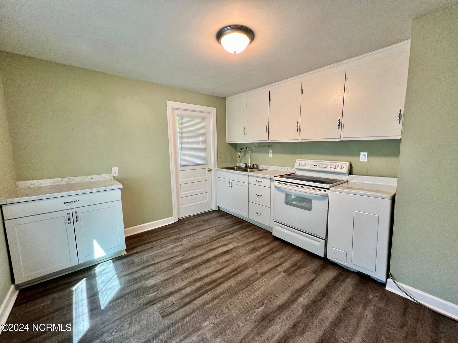 4110 East Pine Street, Farmville, NC 27828 — photo 4