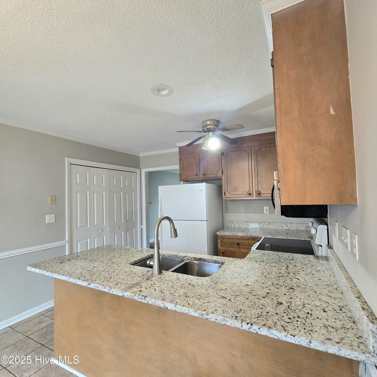 3830 Sterling Pointe Drive P7, Winterville, NC 28590 — photo 2