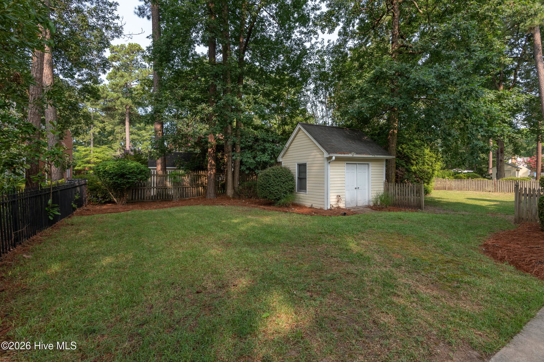 604 Bremerton Drive, Greenville, NC 27858 — photo 3