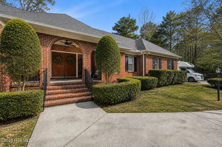 122 Spring Chase Lane image