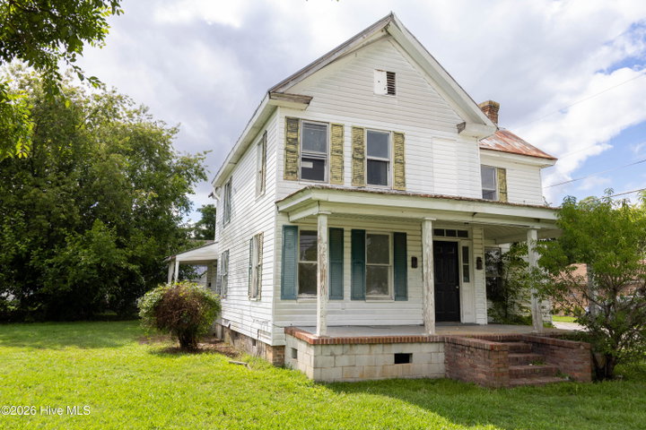 313 N Oakum Street, Edenton, NC 27932 — photo 1